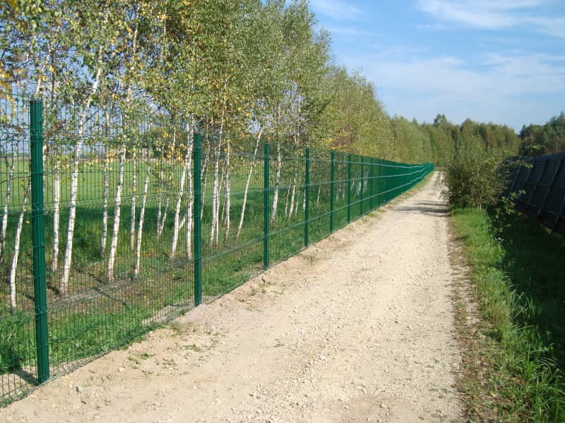 Сетчатый забор DoorHan в Калининграде с установкой