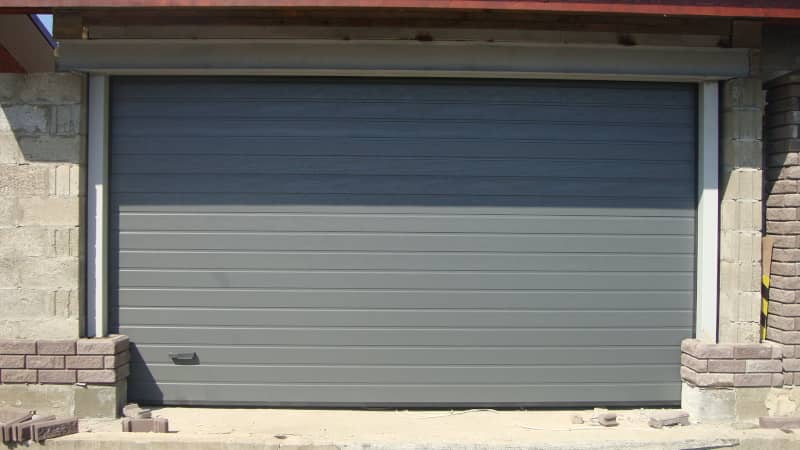 Секционные ворота DoorHan в Калининграде с установкой