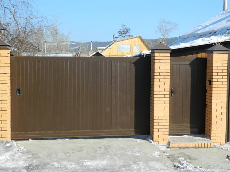 Уличные ворота DoorHan в Калининграде с установкой